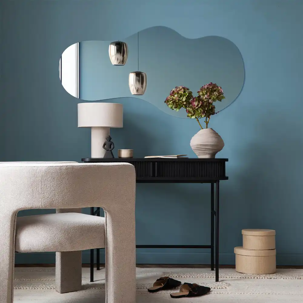 Miroir mural à la forme organique originale