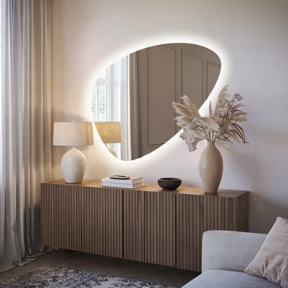 Miroir mural de forme ovoïde avec rétroéclairage LED