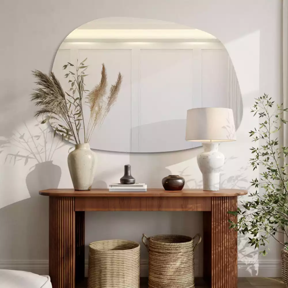 Miroir organique forme raffinée