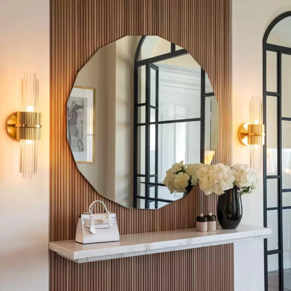 Miroir polygonal conception originale