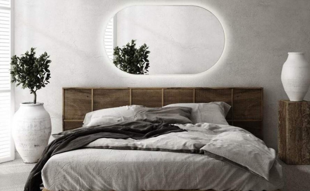 Miroir dans la chambre à coucher